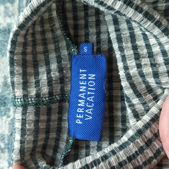 Permanent vacation mock turtleneck - Picture 2 of 5